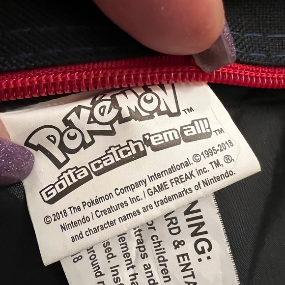 Pokémon backpack gotta catch ‘‘em all - Picture 9 of 10